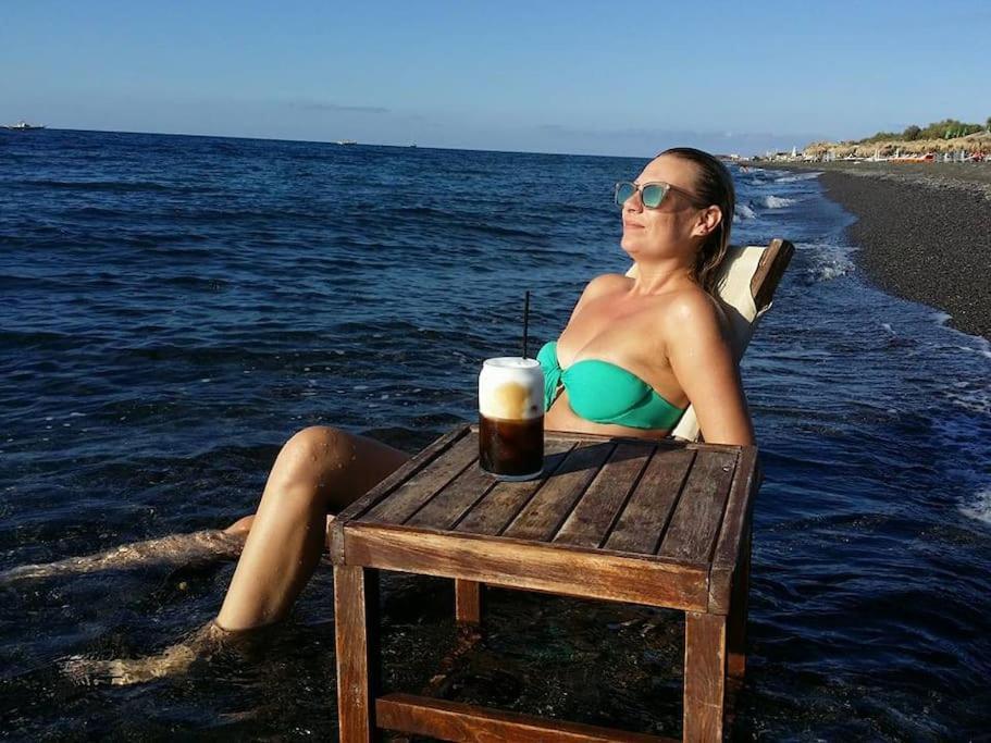 Pleasure Black Beach Perissa  Exteriör bild